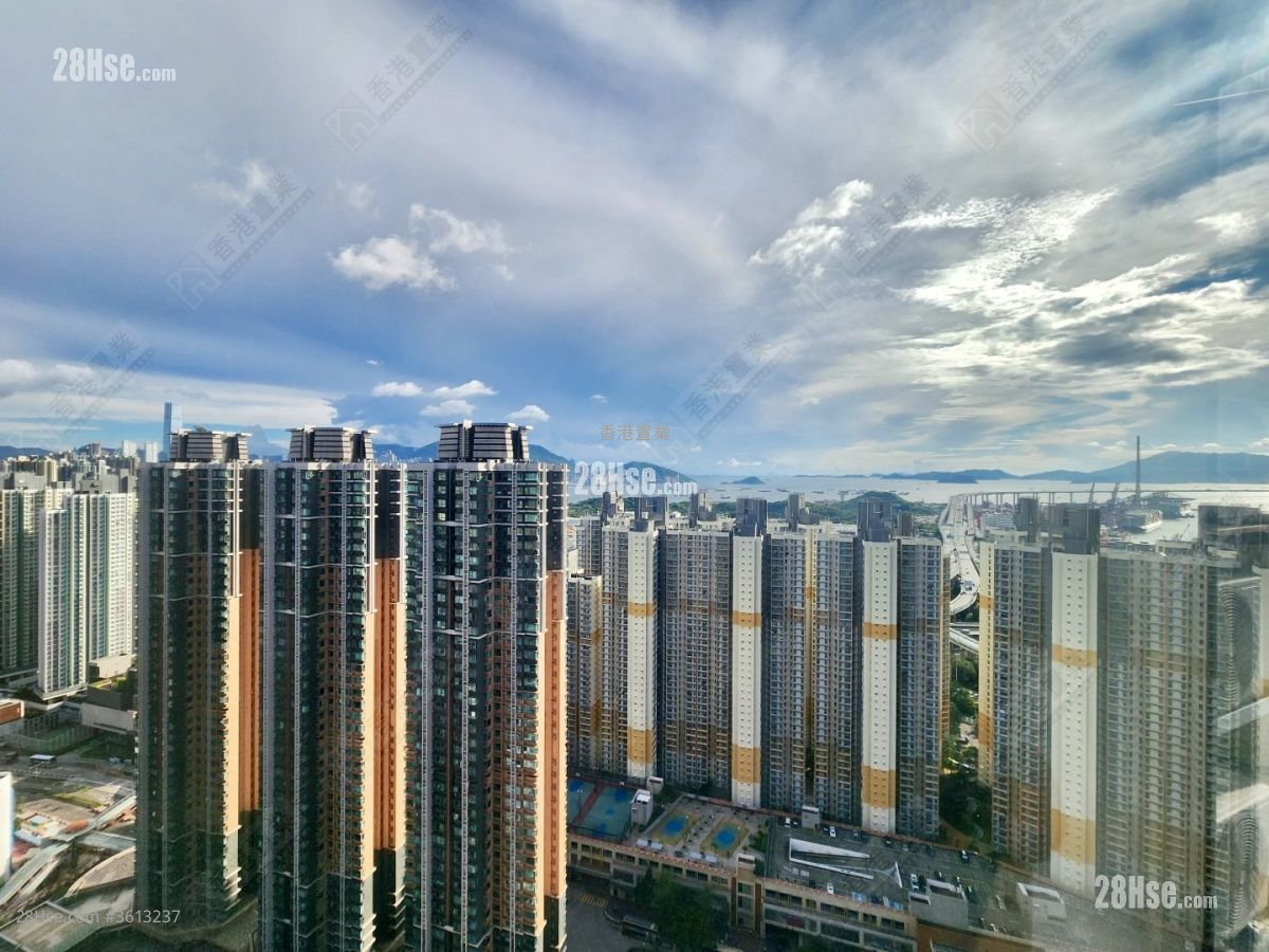 泓景台 售盘 3 房 , 2 浴室 665 平方尺 ( 61.8 平方米 ) 泓景台 售盘 3 房 , 2 浴室 665 平方尺 ( 61.8 平方米 )
