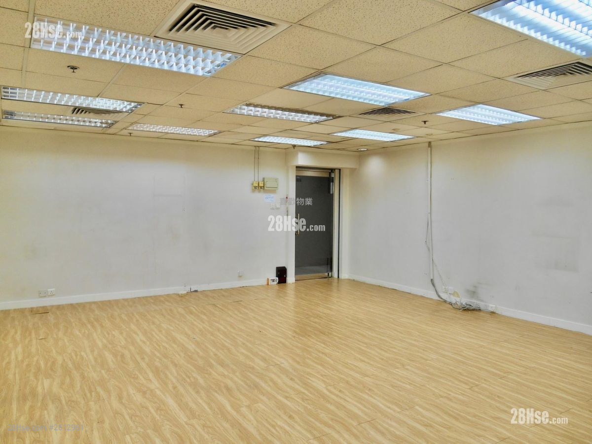 源成中心 售盘 1 房 776 平方尺 ( 72.1 平方米 )