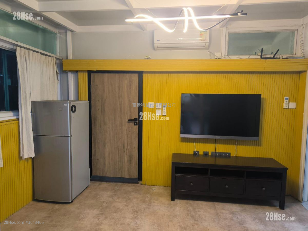 村屋 租盘 2 房 , 1 浴室 653 平方尺 ( 60.7 平方米 ) 村屋 租盘 2 房 , 1 浴室 653 平方尺 ( 60.7 平方米 )