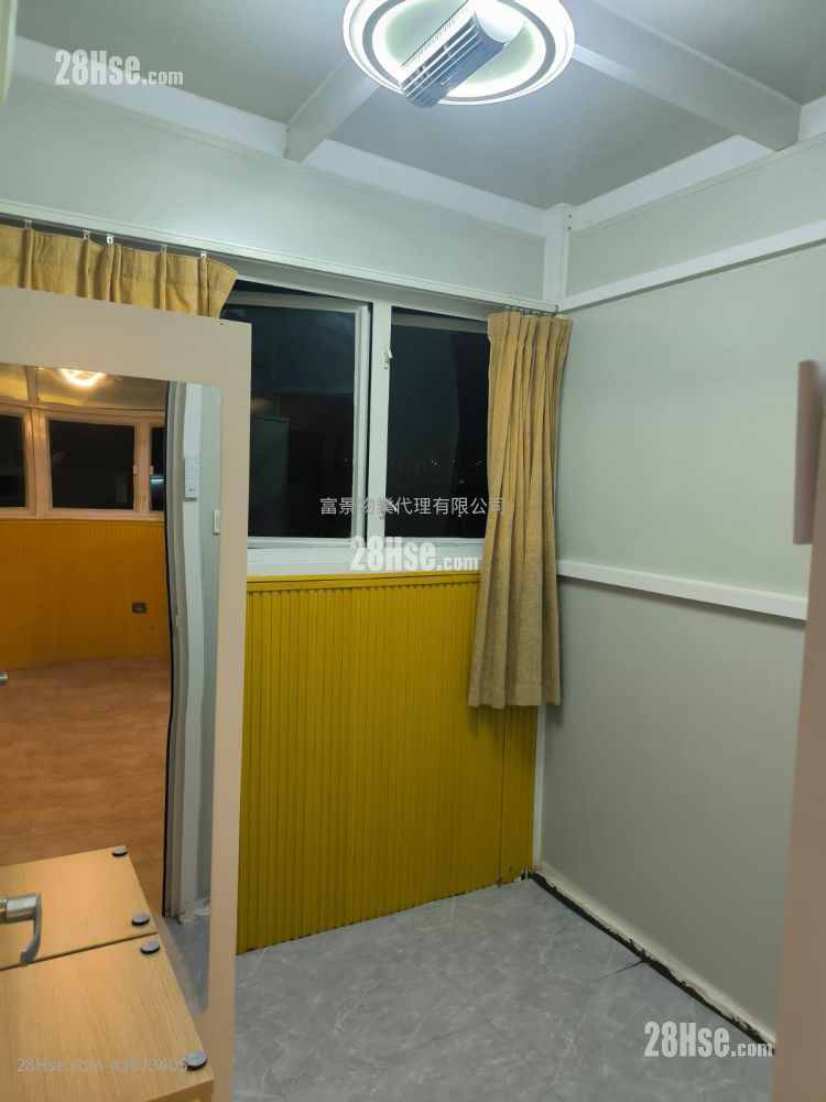 村屋 租盘 2 房 , 1 浴室 653 平方尺 ( 60.7 平方米 ) 村屋 租盘 2 房 , 1 浴室 653 平方尺 ( 60.7 平方米 )