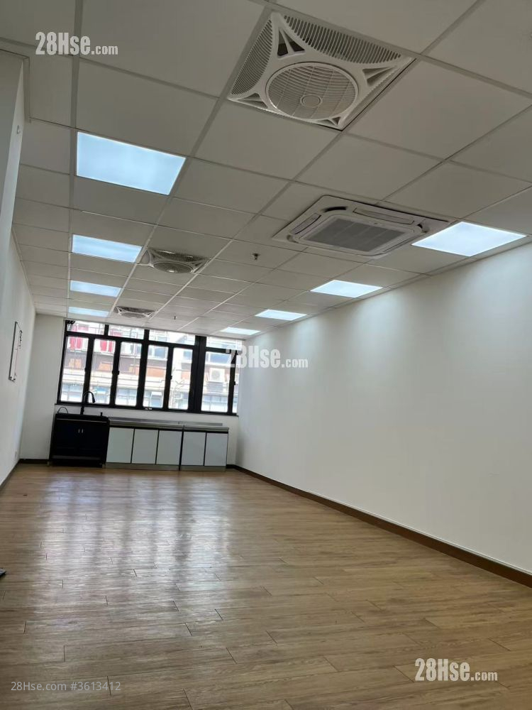 香港纱厂工业大厦5期 租盘 2 厕所 387 平方尺 ( 36.0 平方米 ) 香港纱厂工业大厦5期 租盘 2 厕所 387 平方尺 ( 36.0 平方米 )