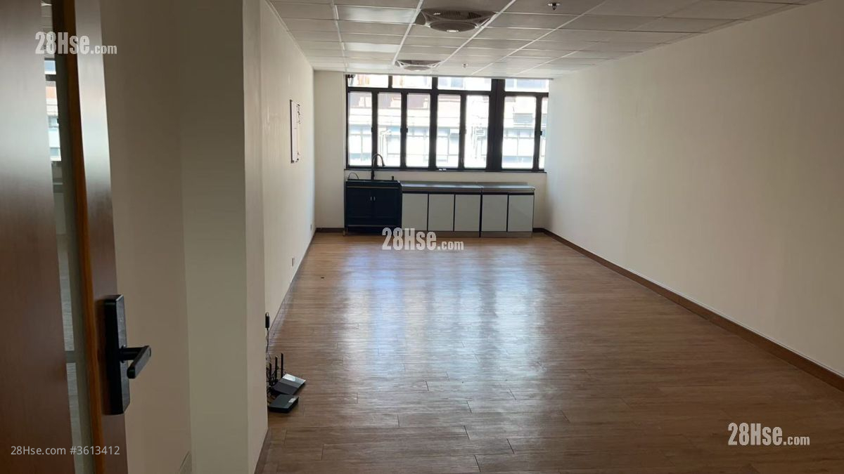 香港纱厂工业大厦5期 租盘 2 厕所 387 平方尺 ( 36.0 平方米 ) 香港纱厂工业大厦5期 租盘 2 厕所 387 平方尺 ( 36.0 平方米 )