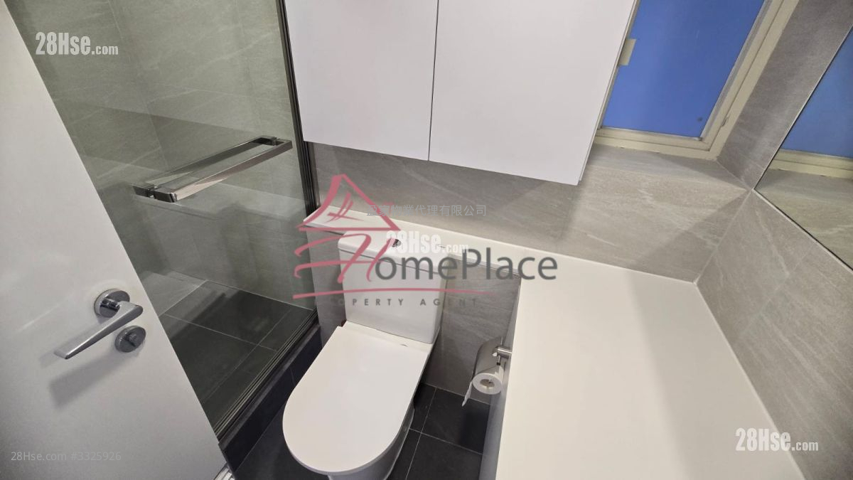 Centre Stage Rental 2 Bedrooms , 1 Bathroom 443 ft² ( 41.2 m² ) Centre Stage Rental 2 Bedrooms , 1 Bathroom 443 ft² ( 41.2 m² )