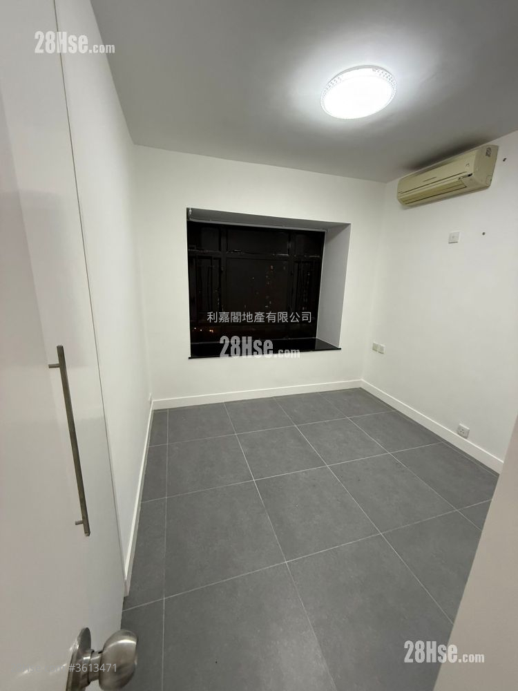 Heng Fa Chuen Rental 2 Bedrooms , 1 Bathroom 547 ft² ( 50.8 m² ) Heng Fa Chuen Rental 2 Bedrooms , 1 Bathroom 547 ft² ( 50.8 m² )