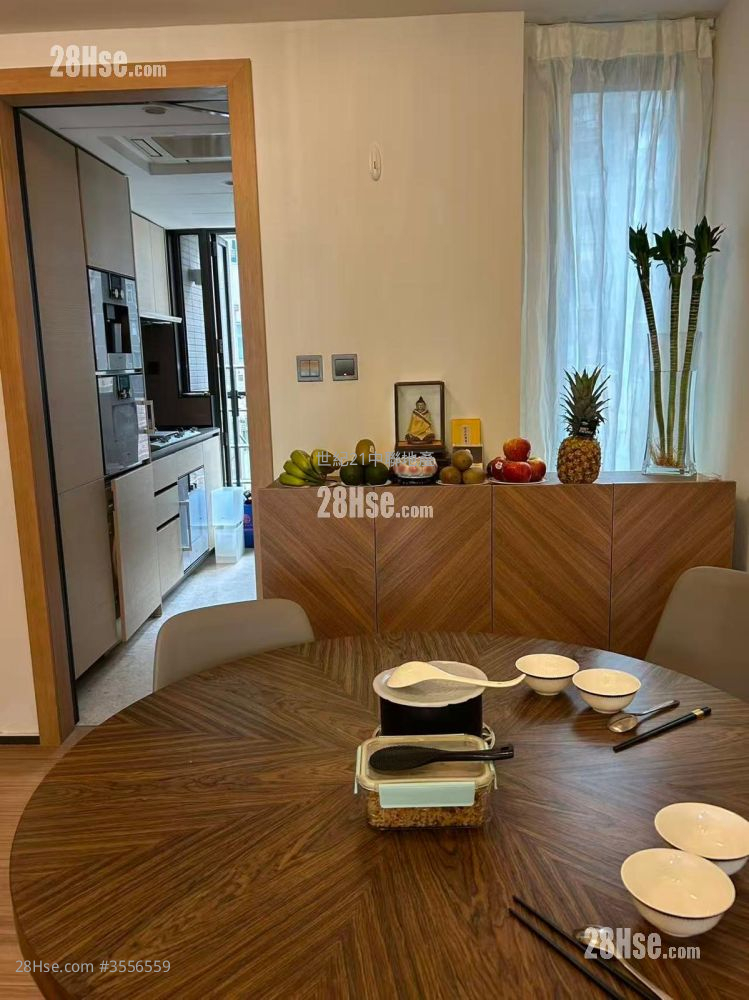 瀚然 售盘 3 房 , 2 浴室 911 平方尺 ( 84.6 平方米 ) 瀚然 售盘 3 房 , 2 浴室 911 平方尺 ( 84.6 平方米 )