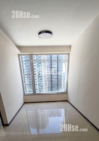 The Metropolis Residence Sell 2 Bedrooms 474 ft² ( 44.0 m² )
