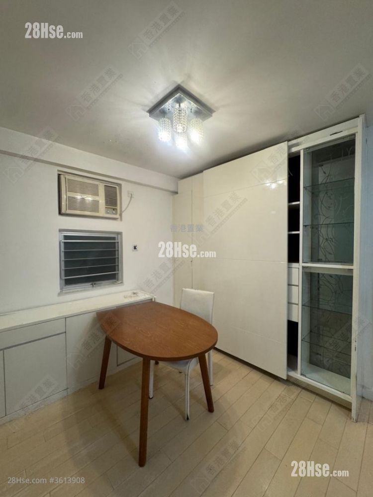 Laguna City Rental 2 Bedrooms , 1 Bathroom 517 ft² ( 48.0 m² ) Laguna City Rental 2 Bedrooms , 1 Bathroom 517 ft² ( 48.0 m² )