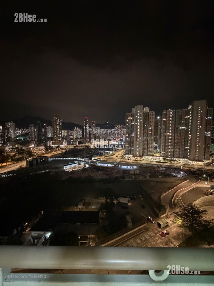 Sky Tower Rental 2 Bedrooms , 1 Bathroom 482 ft² ( 44.8 m² )