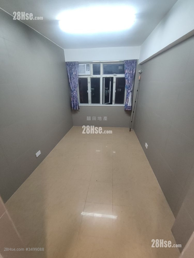 兴达大厦 租盘 开放式间隔 160 平方尺 ( 14.9 平方米 )