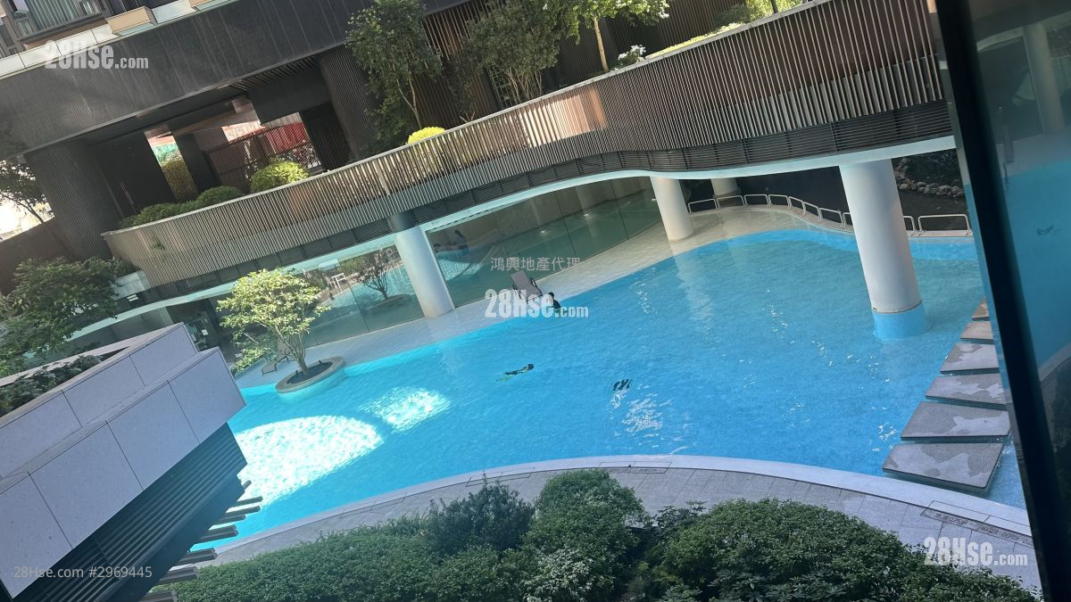 Fleur Pavilia Rental 3 Bedrooms , 3 Bathrooms 1,066 ft² ( 99.0 m² )