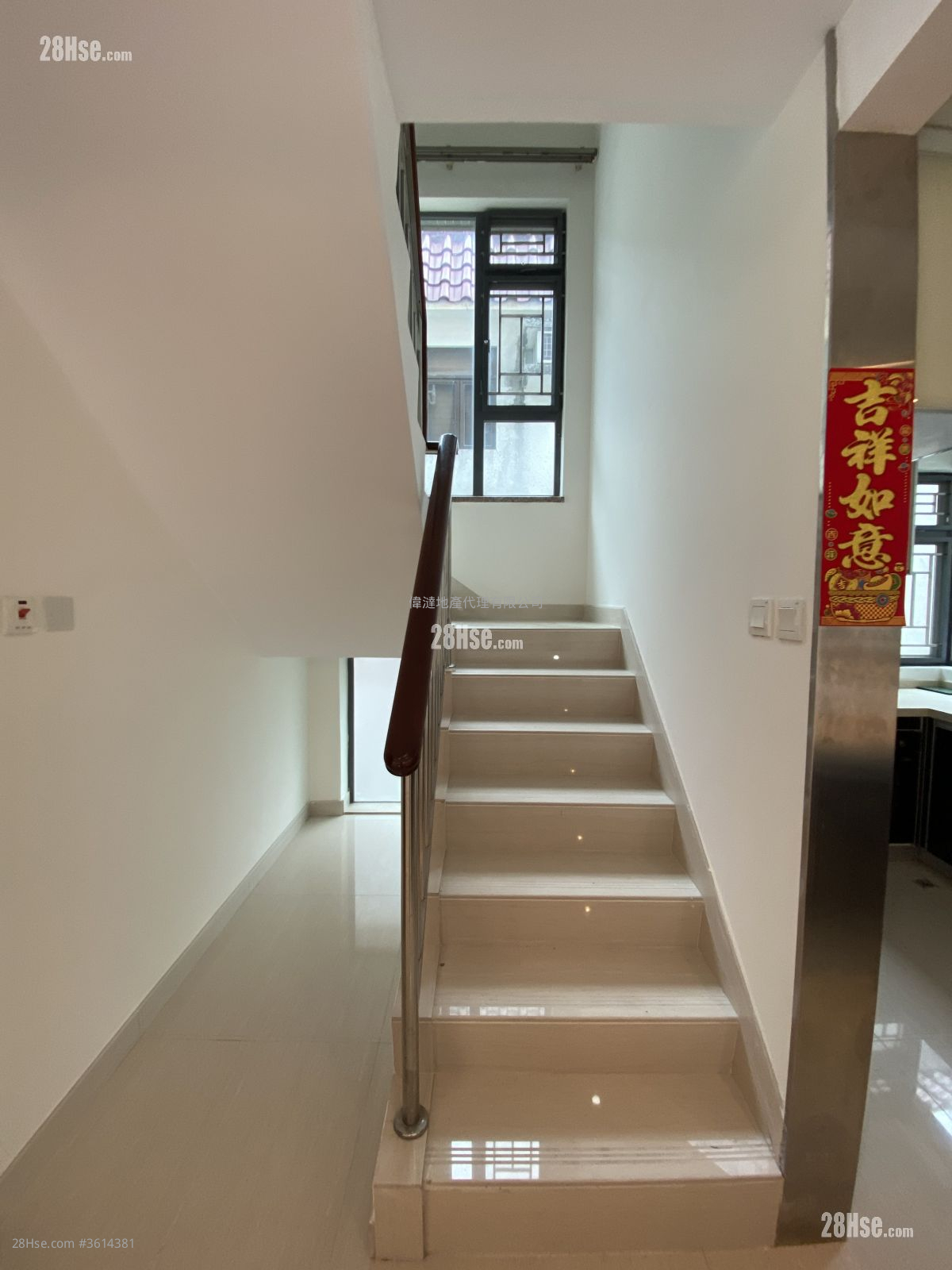 村屋 租盘 3 房 1,400 平方尺 ( 130.1 平方米 ) 村屋 租盘 3 房 1,400 平方尺 ( 130.1 平方米 )