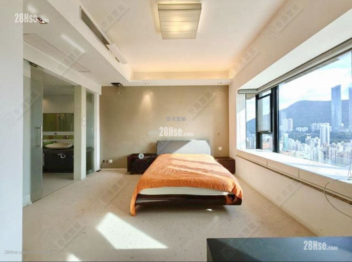 The Leighton Hill Sell 2 Bedrooms , 1 Bathroom 1,128 ft² ( 104.8 m² ) The Leighton Hill Sell 2 Bedrooms , 1 Bathroom 1,128 ft² ( 104.8 m² )