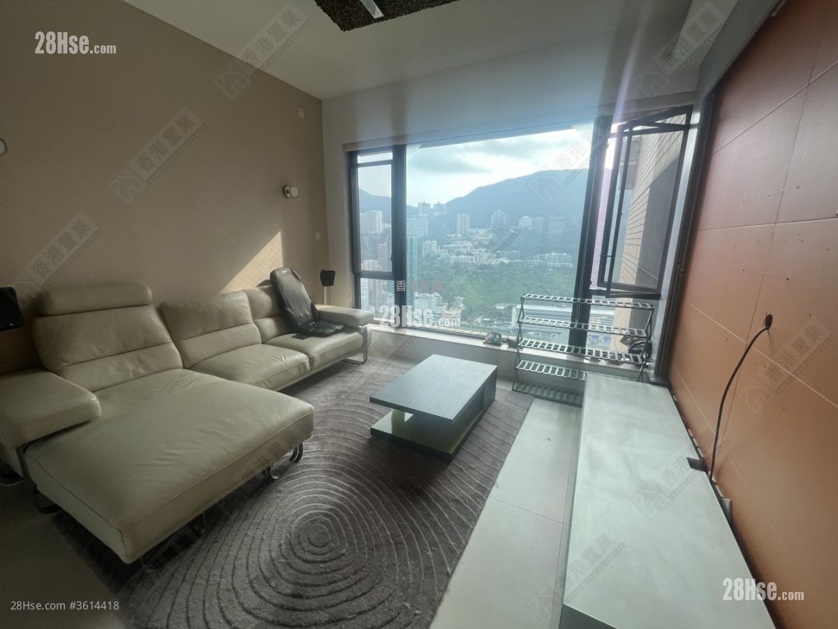 The Leighton Hill Sell 2 Bedrooms , 1 Bathroom 1,128 ft² ( 104.8 m² ) The Leighton Hill Sell 2 Bedrooms , 1 Bathroom 1,128 ft² ( 104.8 m² )