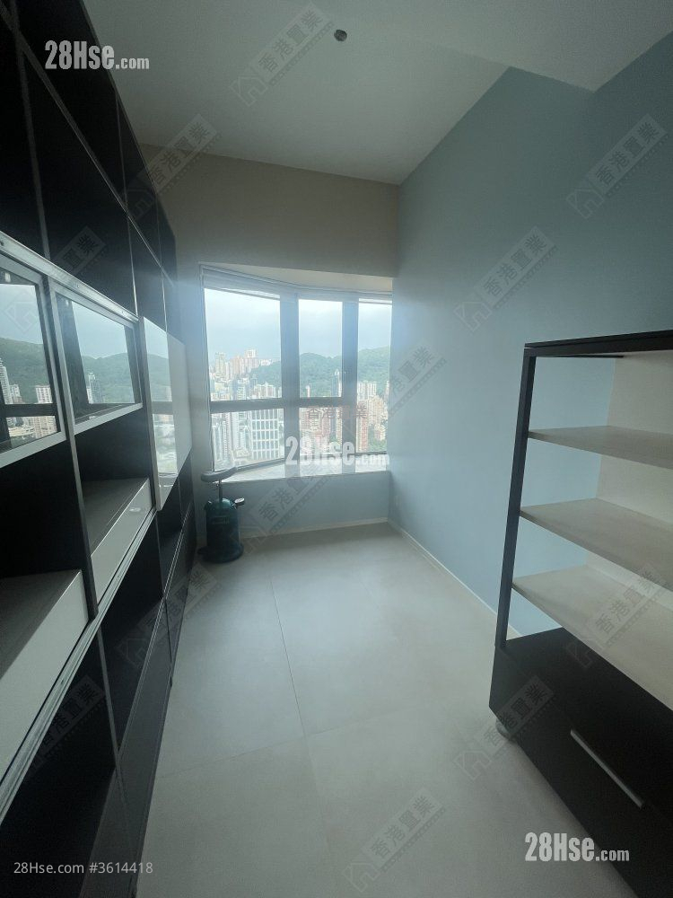The Leighton Hill Sell 2 Bedrooms , 1 Bathroom 1,128 ft² ( 104.8 m² ) The Leighton Hill Sell 2 Bedrooms , 1 Bathroom 1,128 ft² ( 104.8 m² )