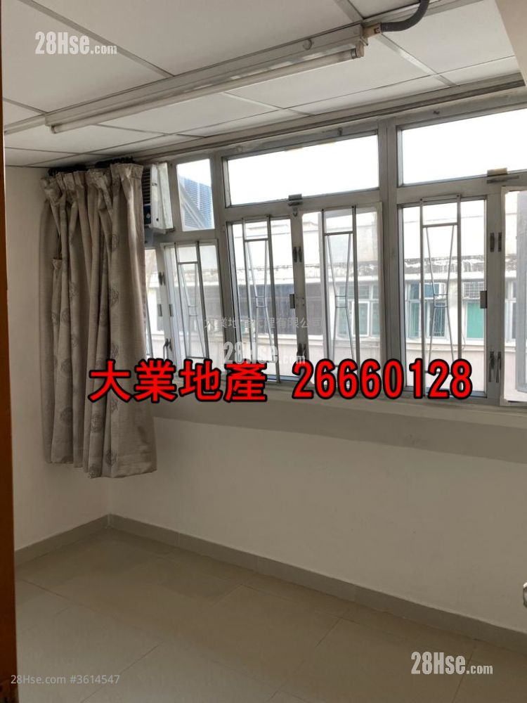 唐楼 售盘 4 房 , 4 浴室 803 平方尺 ( 74.6 平方米 ) 唐楼 售盘 4 房 , 4 浴室 803 平方尺 ( 74.6 平方米 )