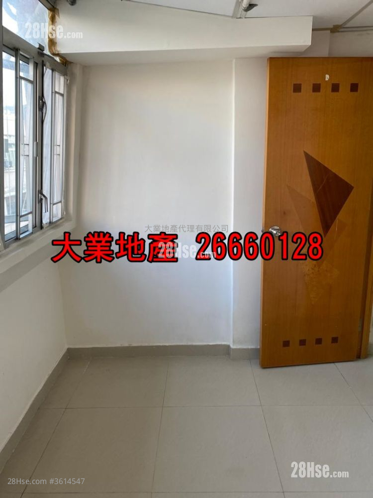 唐楼 售盘 4 房 , 4 浴室 803 平方尺 ( 74.6 平方米 ) 唐楼 售盘 4 房 , 4 浴室 803 平方尺 ( 74.6 平方米 )