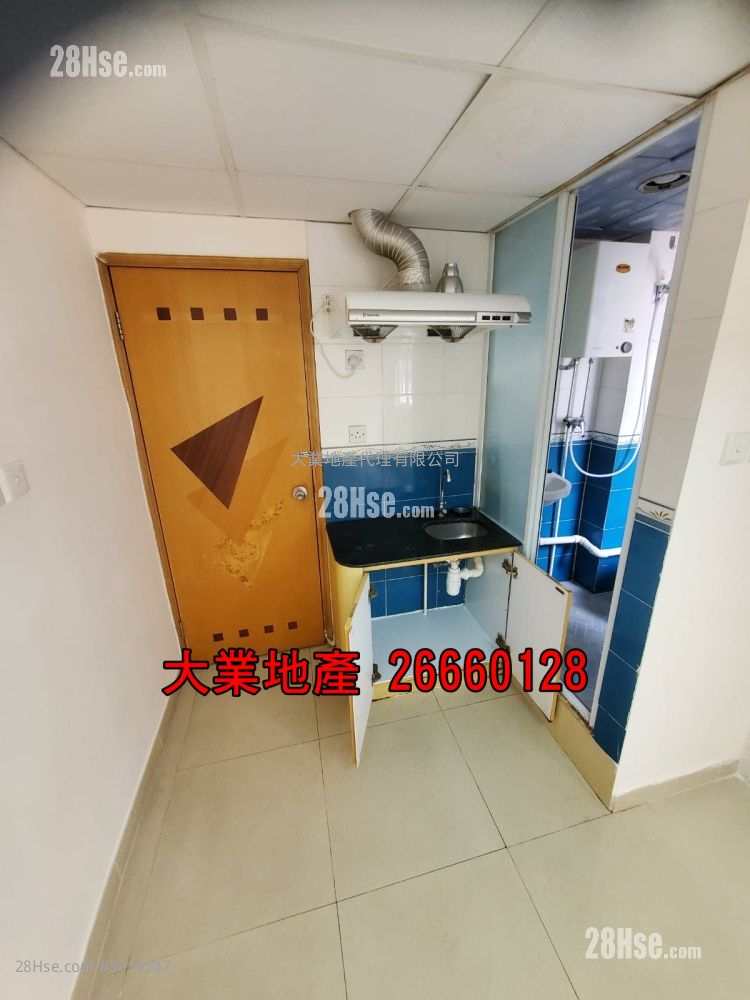 唐楼 售盘 4 房 , 4 浴室 803 平方尺 ( 74.6 平方米 ) 唐楼 售盘 4 房 , 4 浴室 803 平方尺 ( 74.6 平方米 )