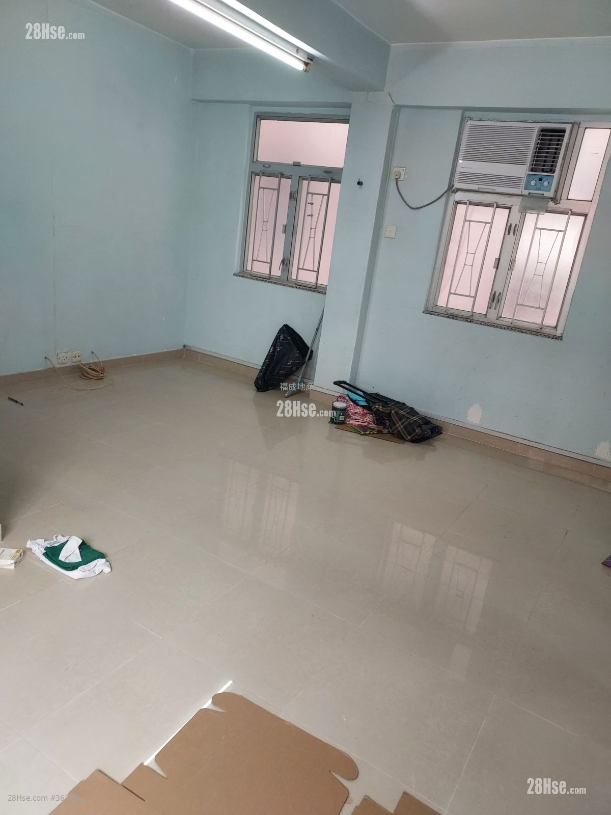On Wo Gardens Sell 3 Bedrooms , 1 Bathroom 490 ft² ( 45.5 m² ) On Wo Gardens Sell 3 Bedrooms , 1 Bathroom 490 ft² ( 45.5 m² )