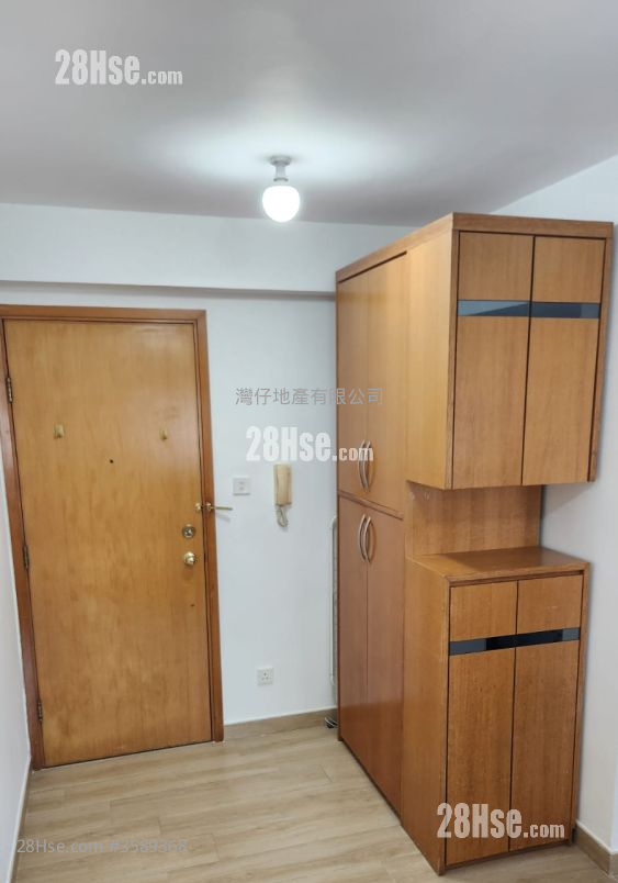 Brilliant Court Rental Studio , 1 Bathroom 203 ft² ( 18.9 m² )