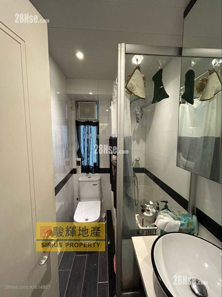 富盛大厦 售盘 3 房 , 2 浴室 725 平方尺 ( 67.4 平方米 ) 富盛大厦 售盘 3 房 , 2 浴室 725 平方尺 ( 67.4 平方米 )