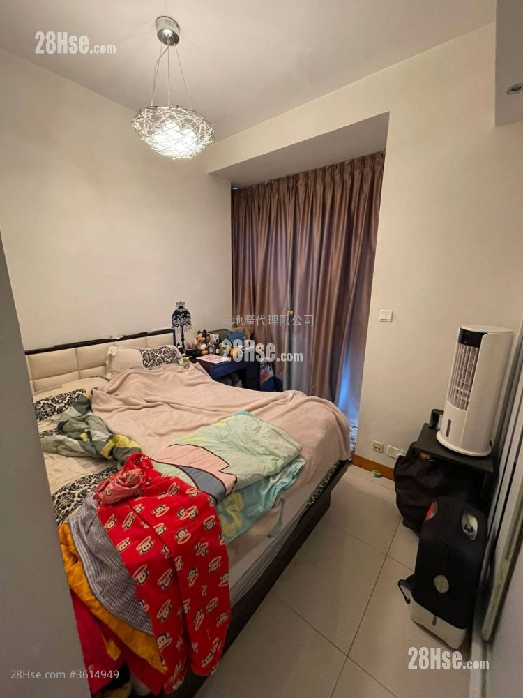 master room: Primrose Hill Sell 2 Bedrooms , 1 Bathroom 543 ft² ( 50.4 m² ) master room: Primrose Hill Sell 2 Bedrooms , 1 Bathroom 543 ft² ( 50.4 m² )