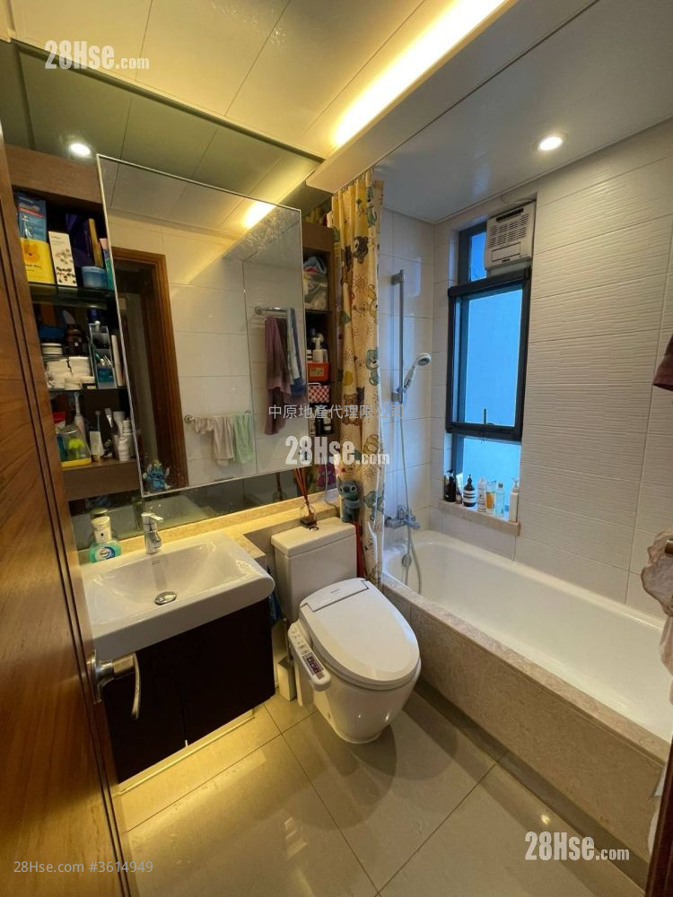 bathroom: Primrose Hill Sell 2 Bedrooms , 1 Bathroom 543 ft² ( 50.4 m² ) bathroom: Primrose Hill Sell 2 Bedrooms , 1 Bathroom 543 ft² ( 50.4 m² )