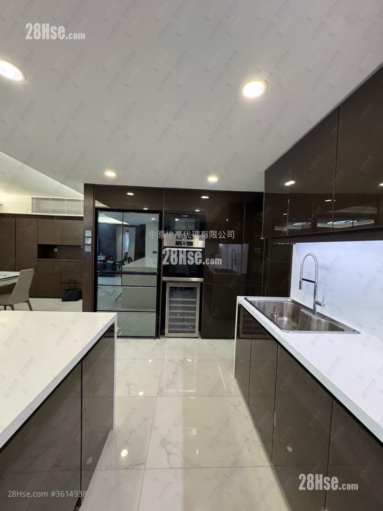 Belvedere Heights Sell 3 Bedrooms 1,109 ft² ( 103.0 m² ) Belvedere Heights Sell 3 Bedrooms 1,109 ft² ( 103.0 m² )