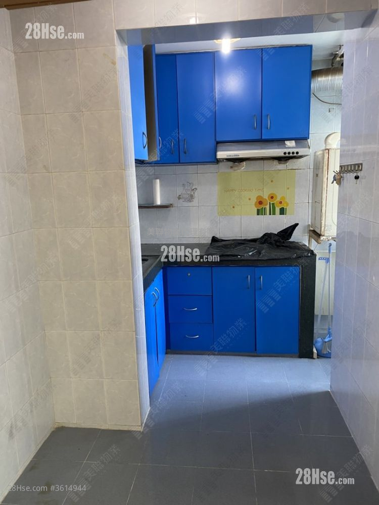 King Shing Court Sell 1 Bedroom 546 ft² ( 50.7 m² ) King Shing Court Sell 1 Bedroom 546 ft² ( 50.7 m² )