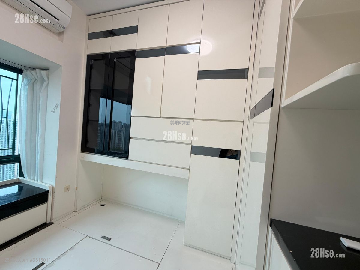 Villa Esplanada Sell 3 Bedrooms , 2 Bathrooms 684 ft² ( 63.5 m² ) Villa Esplanada Sell 3 Bedrooms , 2 Bathrooms 684 ft² ( 63.5 m² )