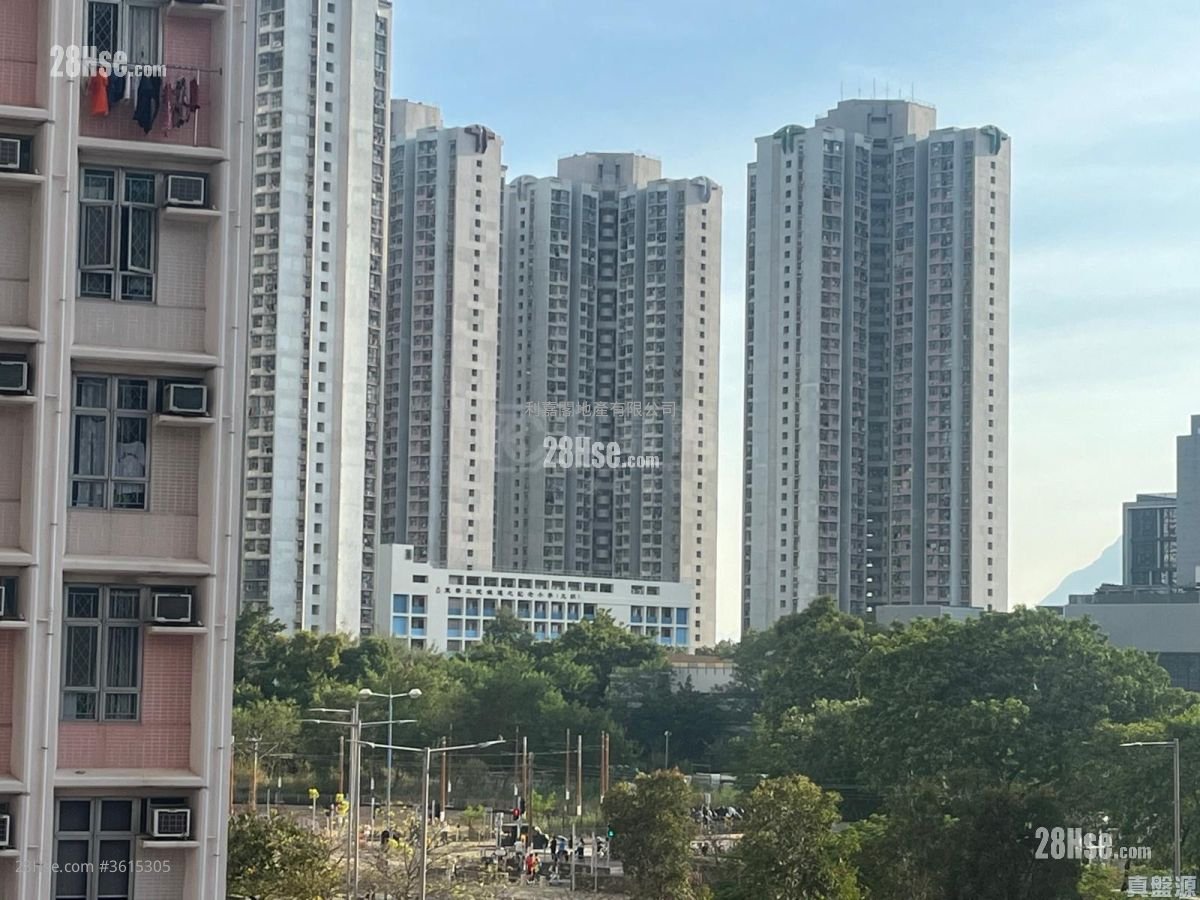 Tin Chung Court Sell 2 Bedrooms 506 ft² ( 47.0 m² ) Tin Chung Court Sell 2 Bedrooms 506 ft² ( 47.0 m² )