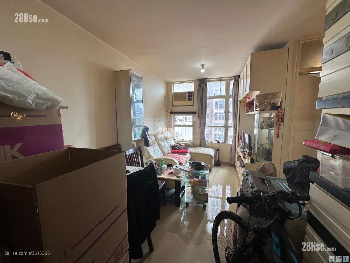 Tin Chung Court Sell 2 Bedrooms 506 ft² ( 47.0 m² ) Tin Chung Court Sell 2 Bedrooms 506 ft² ( 47.0 m² )