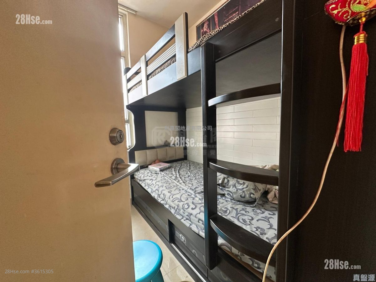 Tin Chung Court Sell 2 Bedrooms 506 ft² ( 47.0 m² ) Tin Chung Court Sell 2 Bedrooms 506 ft² ( 47.0 m² )