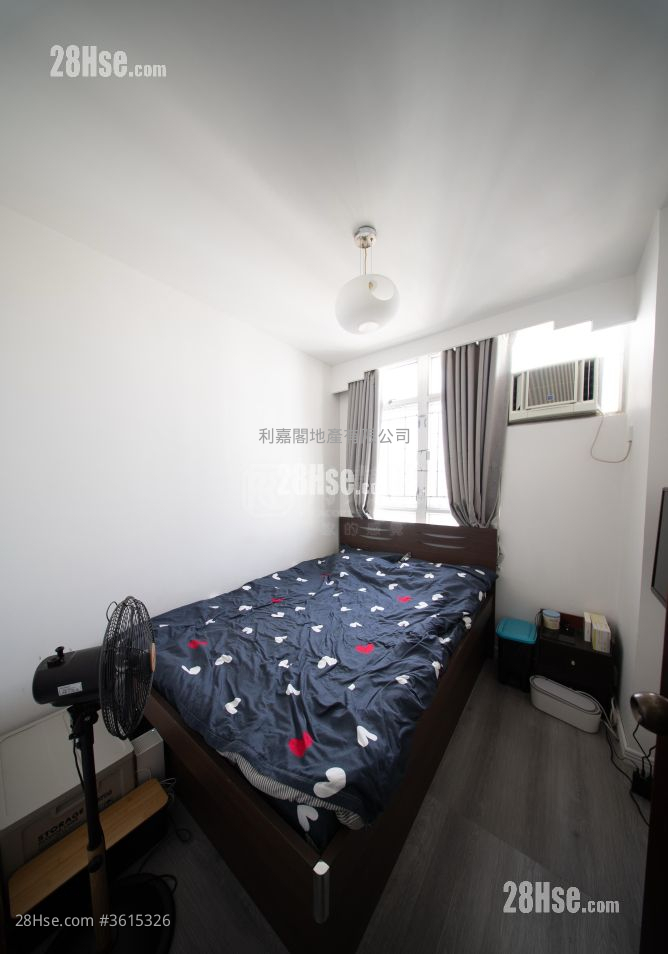 Tin Shing Court Sell 1 Bedroom 426 ft² ( 39.6 m² ) Tin Shing Court Sell 1 Bedroom 426 ft² ( 39.6 m² )