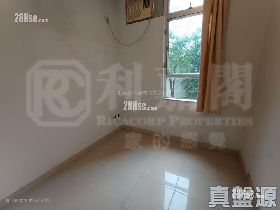 Tin Shing Court Sell 3 Bedrooms 650 ft² ( 60.4 m² ) Tin Shing Court Sell 3 Bedrooms 650 ft² ( 60.4 m² )