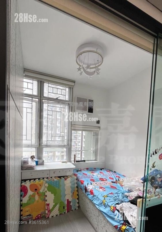 Ping Yan Court Sell 2 Bedrooms 376 ft² ( 34.9 m² ) Ping Yan Court Sell 2 Bedrooms 376 ft² ( 34.9 m² )