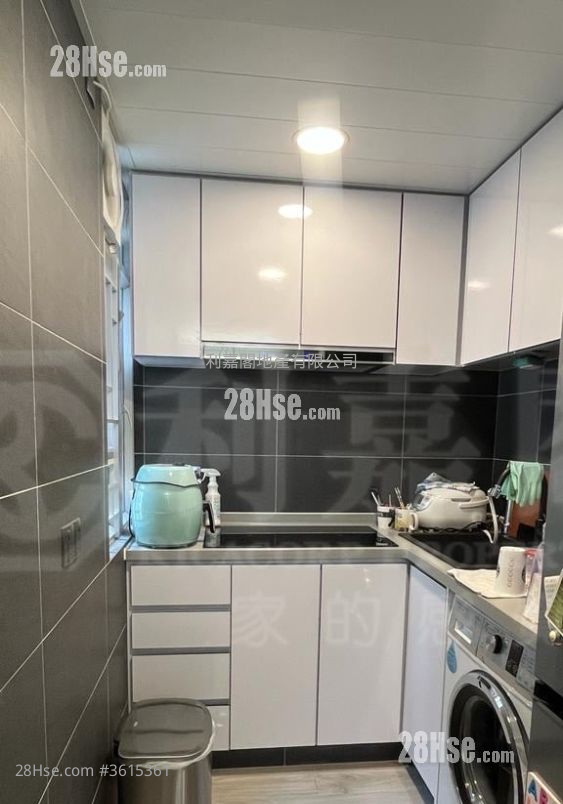 Ping Yan Court Sell 2 Bedrooms 376 ft² ( 34.9 m² ) Ping Yan Court Sell 2 Bedrooms 376 ft² ( 34.9 m² )