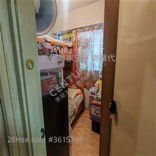 Charming Garden Sell 3 Bedrooms , 2 Bathrooms 592 ft² ( 55.0 m² ) Charming Garden Sell 3 Bedrooms , 2 Bathrooms 592 ft² ( 55.0 m² )