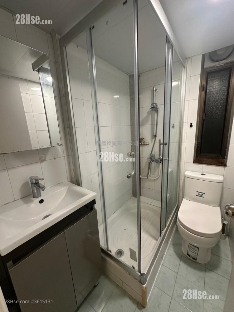 Ying Lee Mansion Rental 2 Bedrooms , 1 Bathroom 405 ft² ( 37.6 m² )