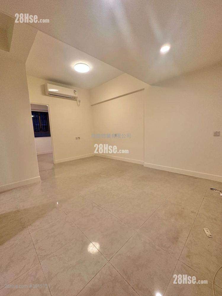 Ying Lee Mansion Rental 2 Bedrooms , 1 Bathroom 405 ft² ( 37.6 m² ) Ying Lee Mansion Rental 2 Bedrooms , 1 Bathroom 405 ft² ( 37.6 m² )