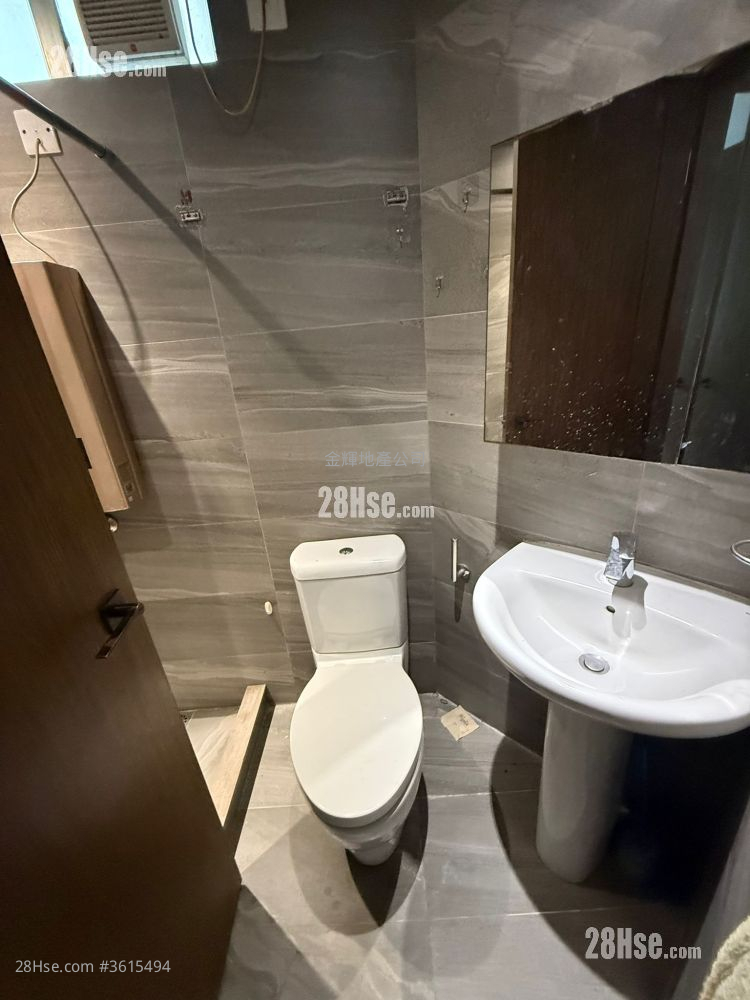 兆畦苑 租盘 2 房 , 1 浴室 487 平方尺 ( 45.2 平方米 ) 兆畦苑 租盘 2 房 , 1 浴室 487 平方尺 ( 45.2 平方米 )