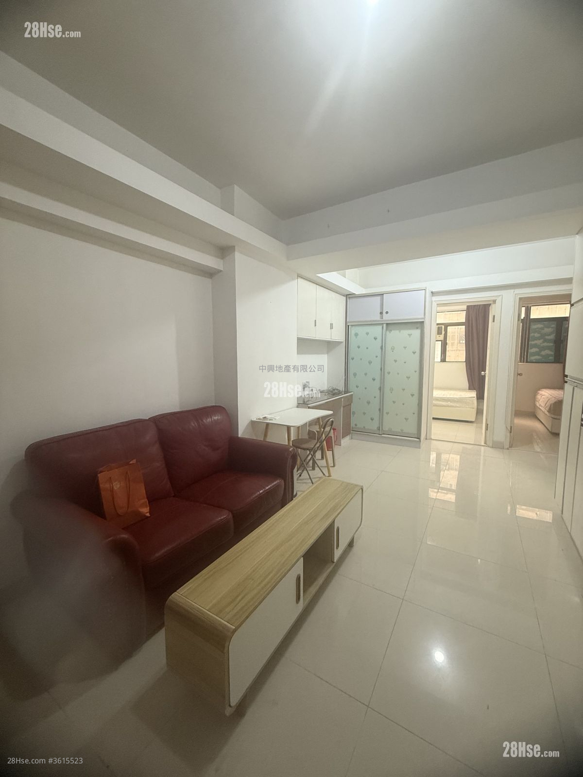 馀庆大厦 租盘 2 房 , 1 浴室 484 平方尺 ( 45.0 平方米 ) 馀庆大厦 租盘 2 房 , 1 浴室 484 平方尺 ( 45.0 平方米 )