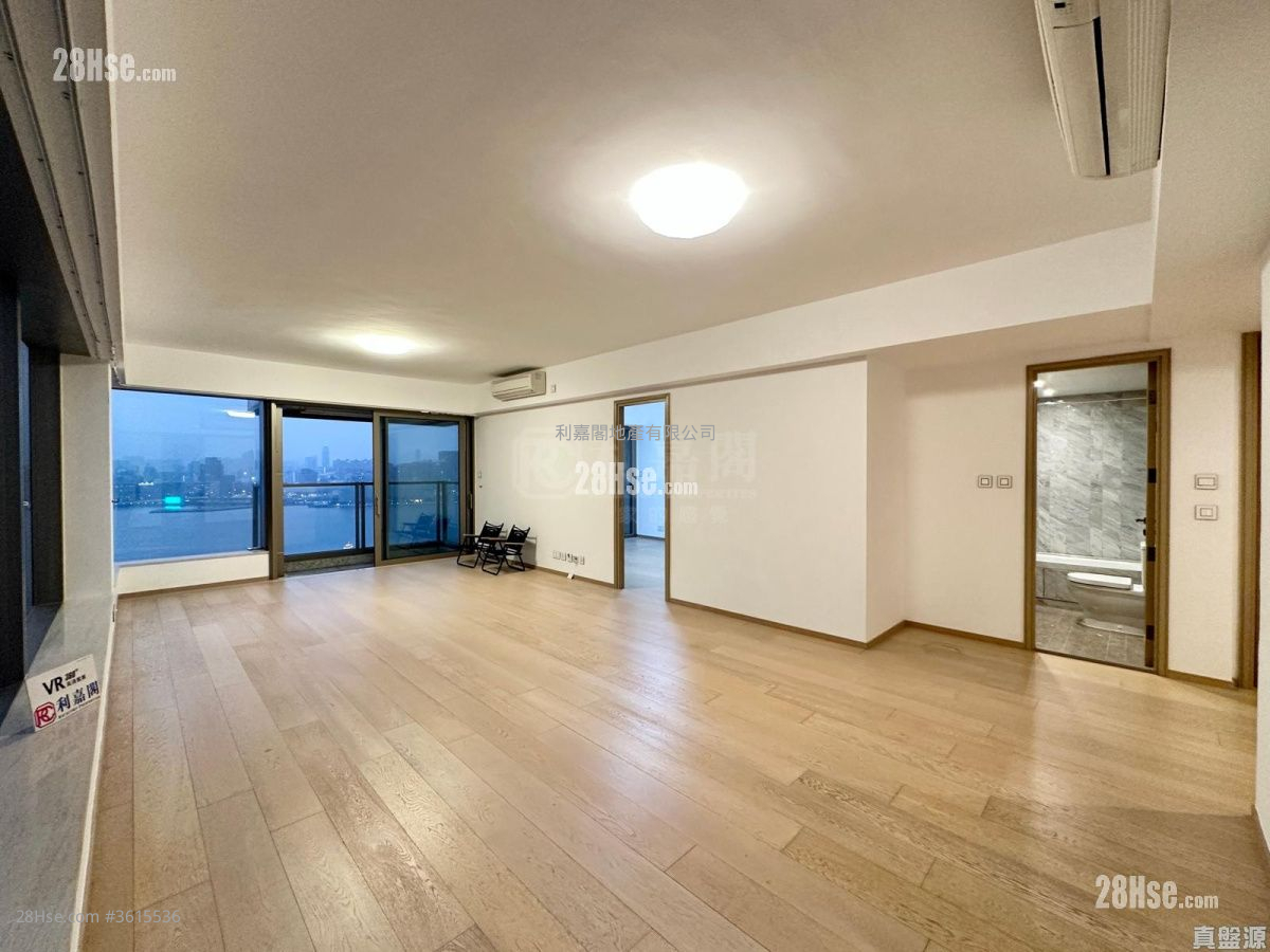 Harbour Glory Rental 4 Bedrooms , 3 Bathrooms 1,536 ft² ( 142.7 m² )