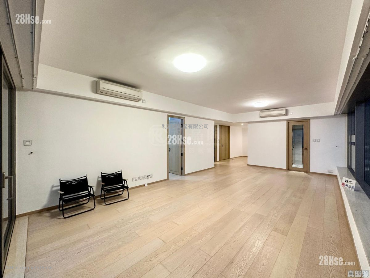 Harbour Glory Rental 4 Bedrooms , 3 Bathrooms 1,536 ft² ( 142.7 m² ) Harbour Glory Rental 4 Bedrooms , 3 Bathrooms 1,536 ft² ( 142.7 m² )