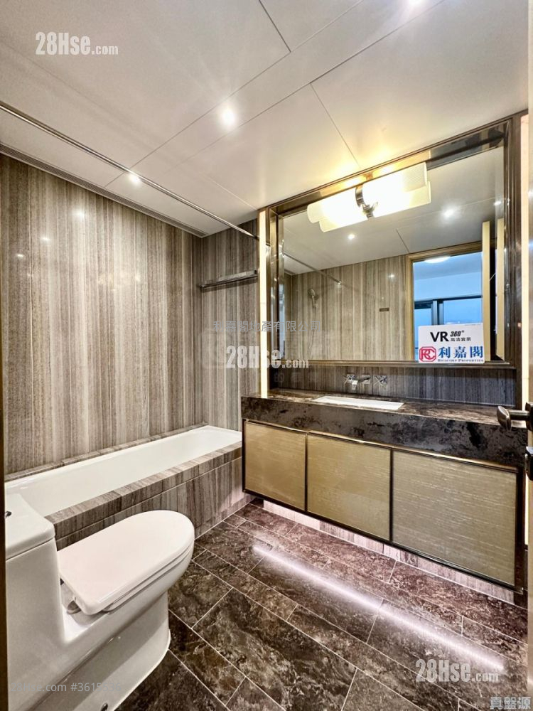Harbour Glory Rental 4 Bedrooms , 3 Bathrooms 1,536 ft² ( 142.7 m² ) Harbour Glory Rental 4 Bedrooms , 3 Bathrooms 1,536 ft² ( 142.7 m² )