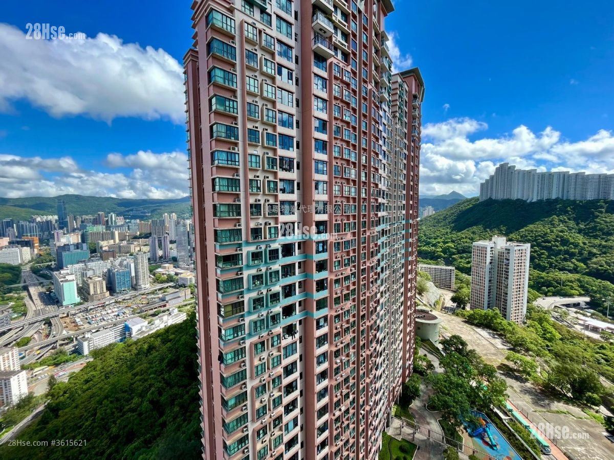 Highland Park Sell 3 Bedrooms , 2 Bathrooms 631 ft² ( 58.6 m² ) Highland Park Sell 3 Bedrooms , 2 Bathrooms 631 ft² ( 58.6 m² )
