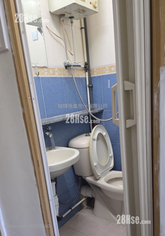 Grandview Mansion Rental Studio , 1 Bathroom 120 ft² ( 11.1 m² ) Grandview Mansion Rental Studio , 1 Bathroom 120 ft² ( 11.1 m² )