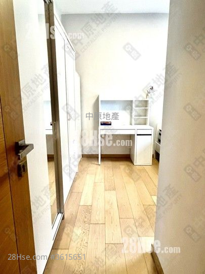 The Bloomsway Sell 2 Bedrooms , 1 Bathroom 588 ft² ( 54.6 m² ) The Bloomsway Sell 2 Bedrooms , 1 Bathroom 588 ft² ( 54.6 m² )