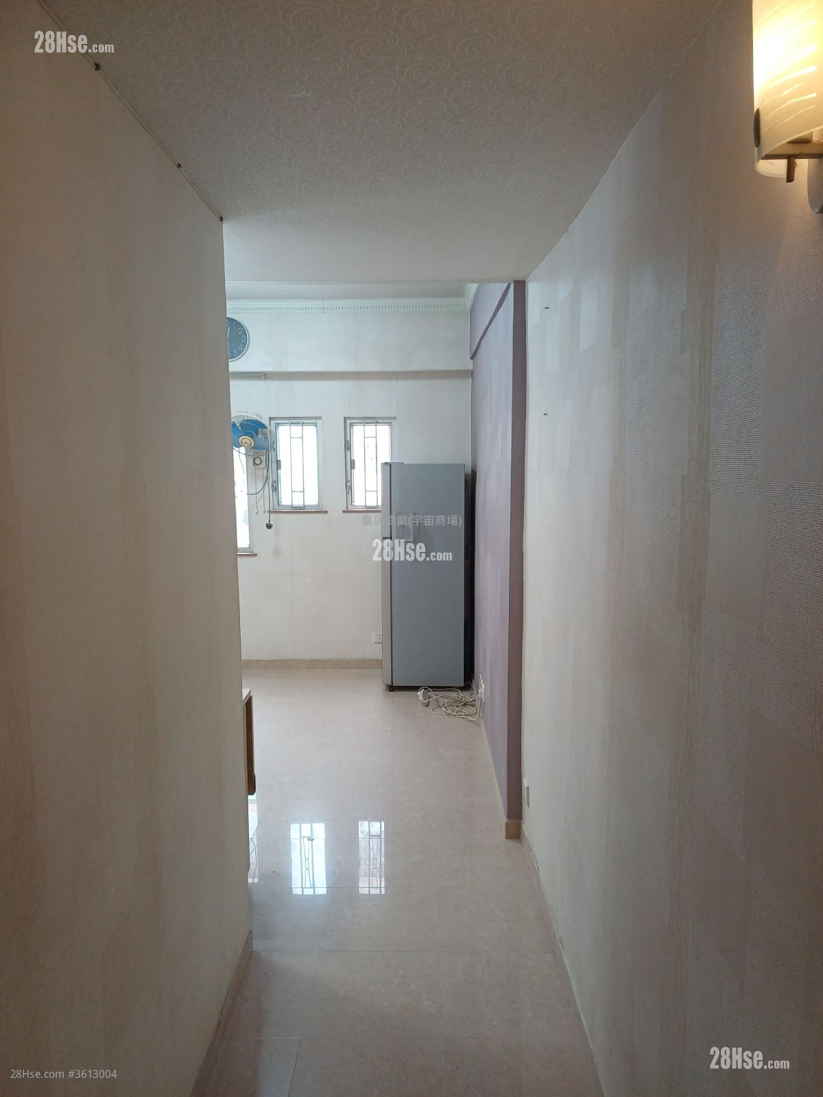 Hung Yu Mansion Rental 3 Bedrooms , 1 Bathroom 448 ft² ( 41.6 m² ) Hung Yu Mansion Rental 3 Bedrooms , 1 Bathroom 448 ft² ( 41.6 m² )
