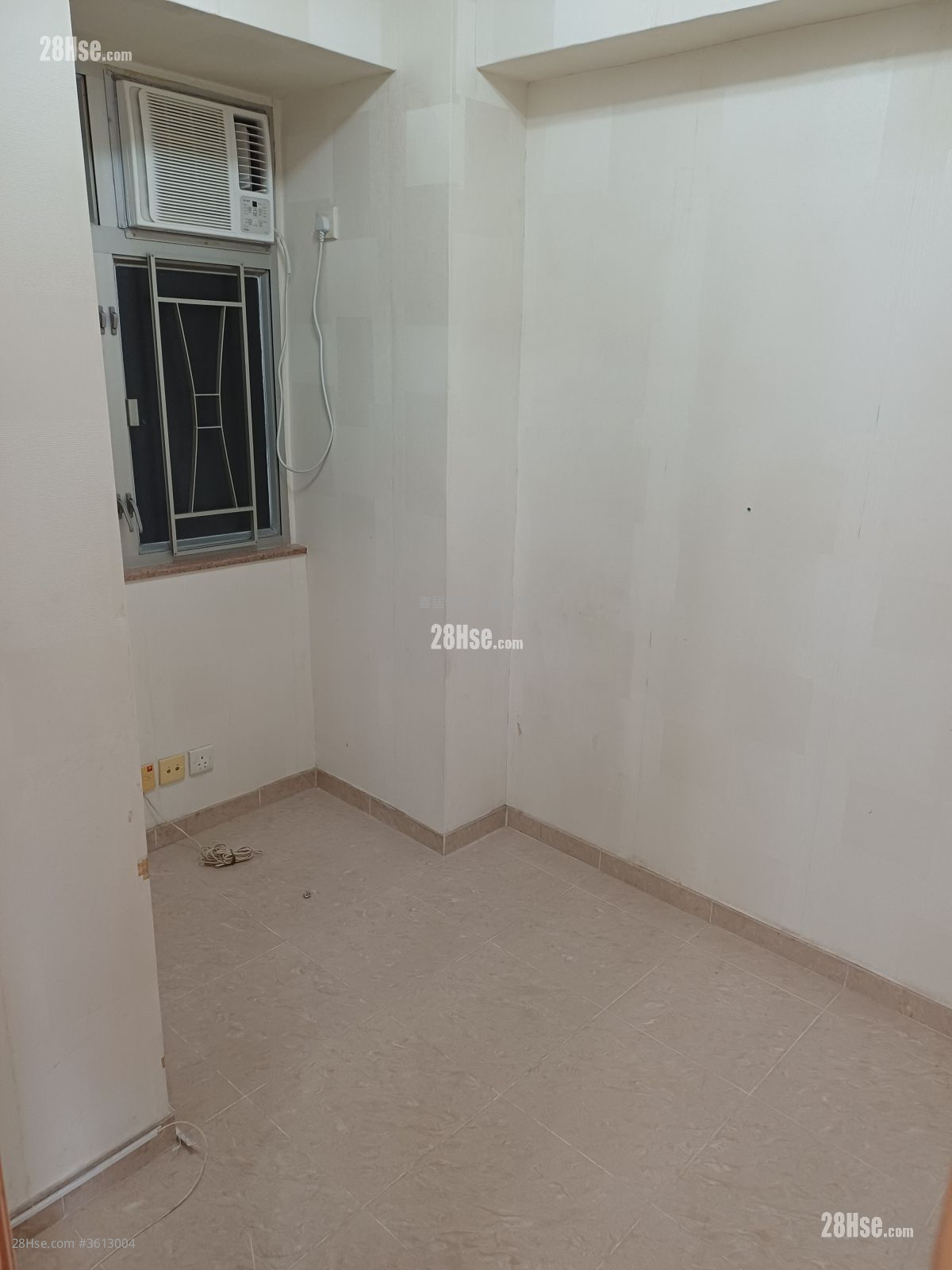 Hung Yu Mansion Rental 3 Bedrooms , 1 Bathroom 448 ft² ( 41.6 m² ) Hung Yu Mansion Rental 3 Bedrooms , 1 Bathroom 448 ft² ( 41.6 m² )