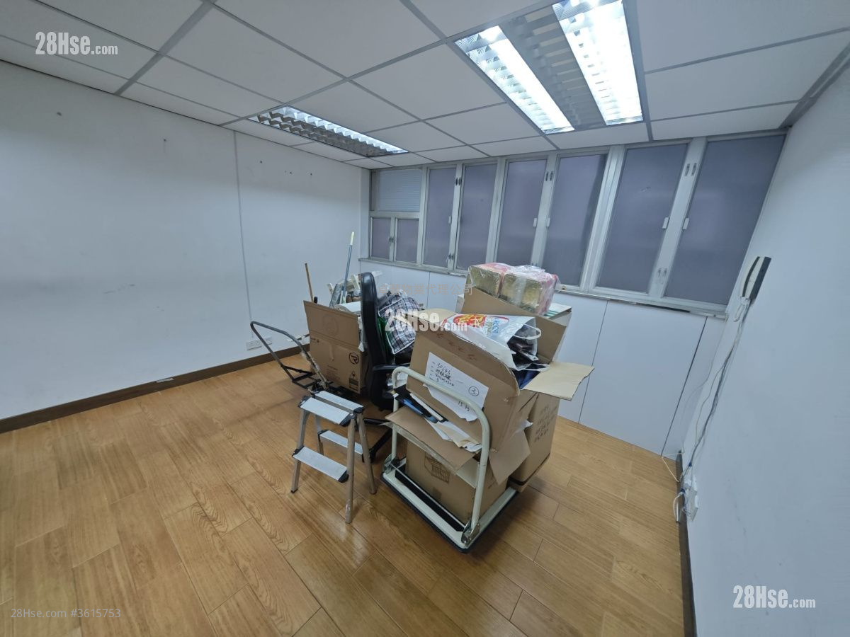 恒昌工厂大厦 租盘 1 房 454 平方尺 ( 42.2 平方米 ) 恒昌工厂大厦 租盘 1 房 454 平方尺 ( 42.2 平方米 )